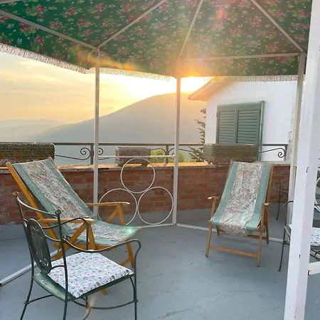 Lejlighed Casa Borgo Montasola