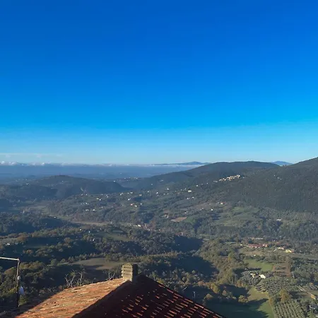 Casa Borgo Montasola